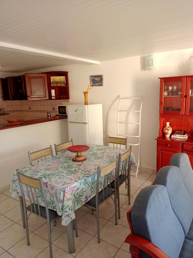 Charmant Appartement Verdoyant Le Morne-Vert Экстерьер фото